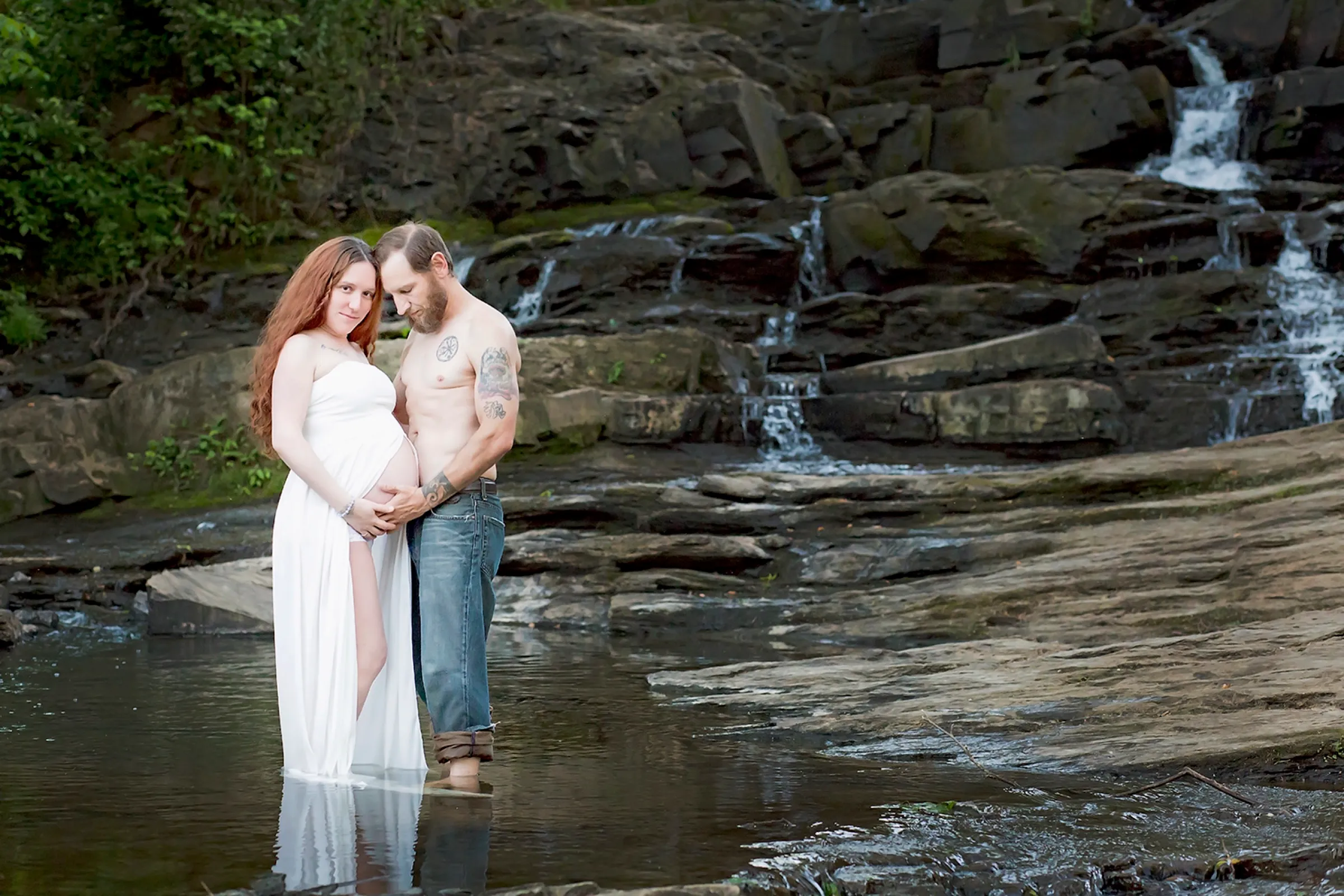 Maternity session by Kimmy Ray Photography