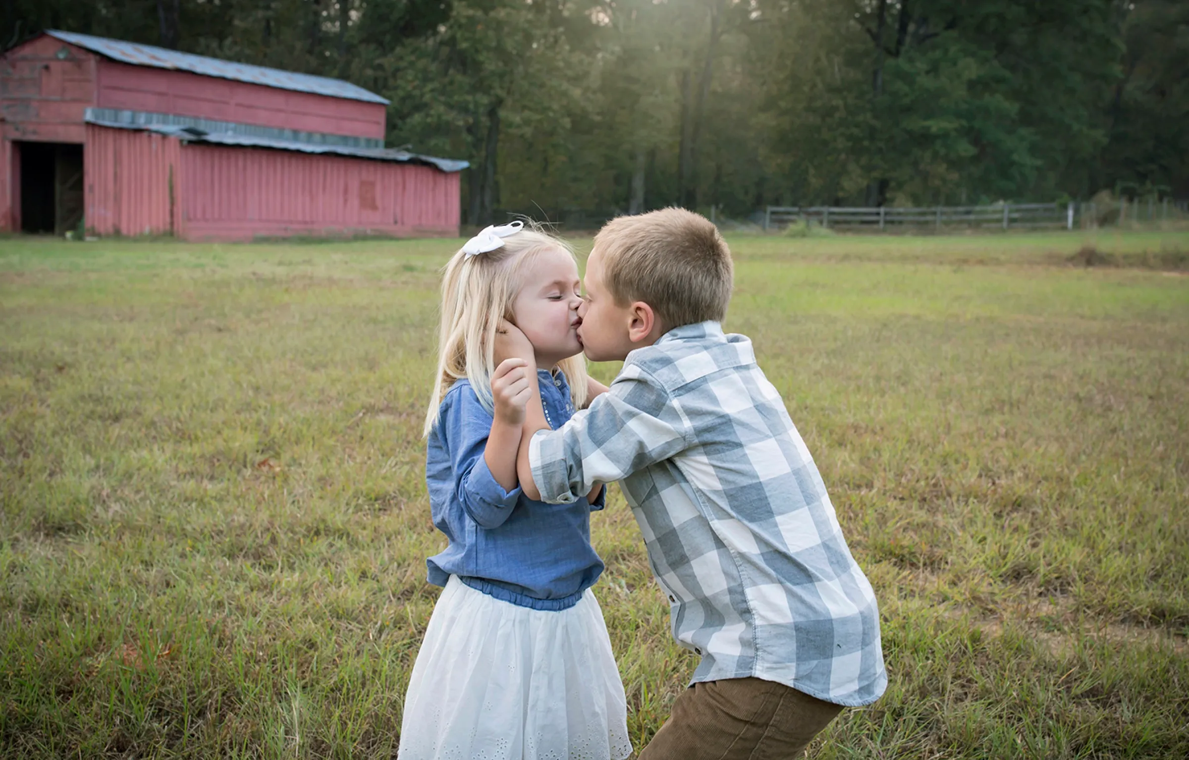 Siblings session by Kimmy Ray Photography