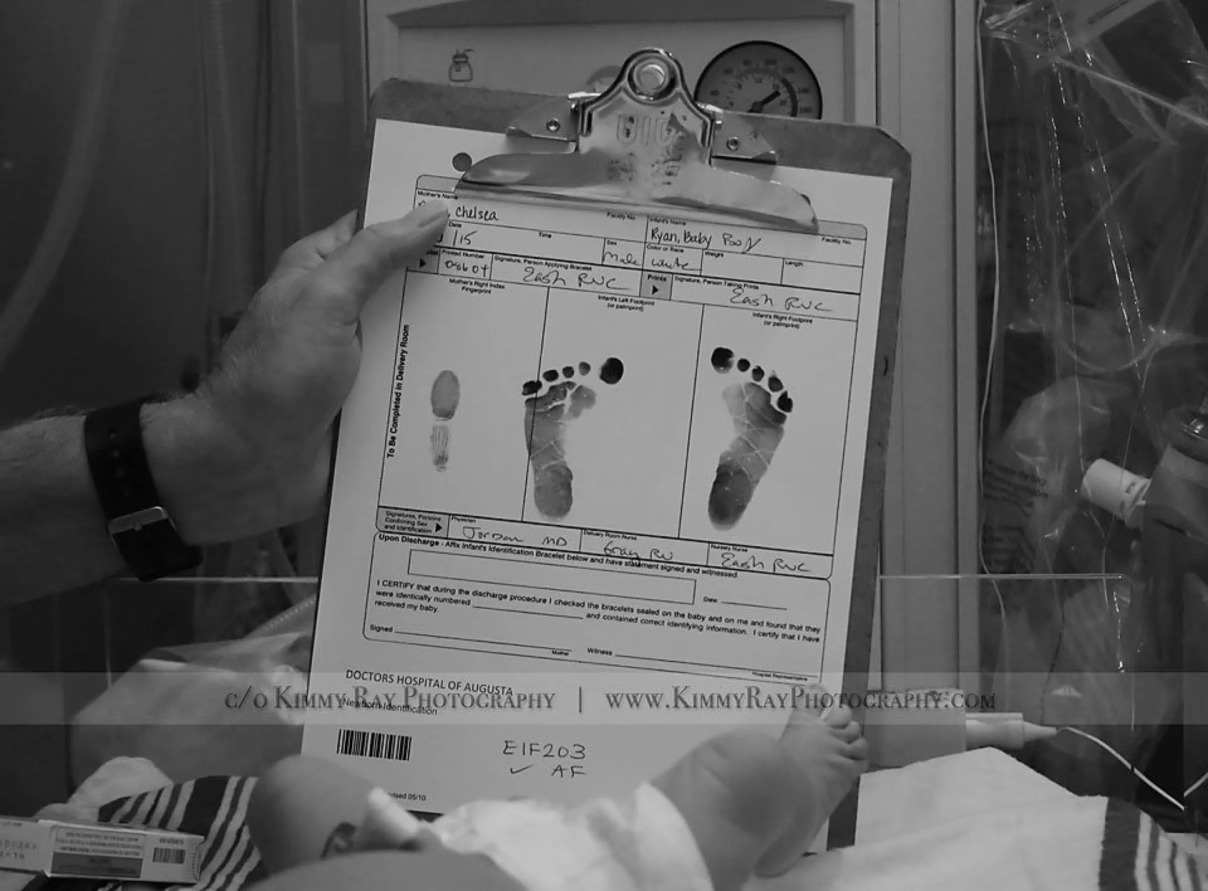 Birth Stories session by Kimmy Ray Photography